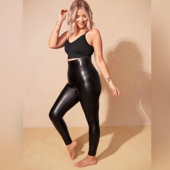 Knix Faux Leather Legging - Picture 5 of 5